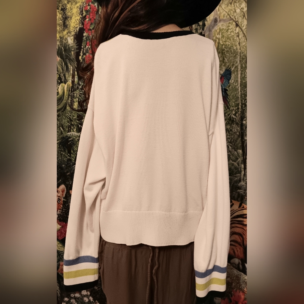 Tommy Hilfiger White V-Neck Sweater with Blue and Green Signature Stripes - Picture 6 of 8